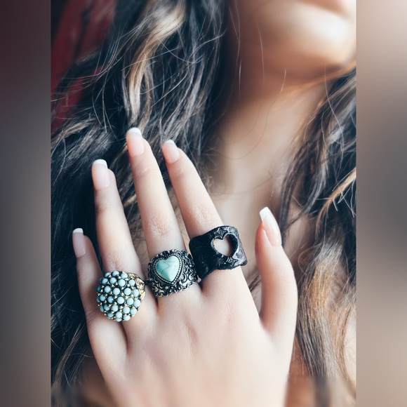 Vintage Jewelry - Vintage Turquoise Dome Ring